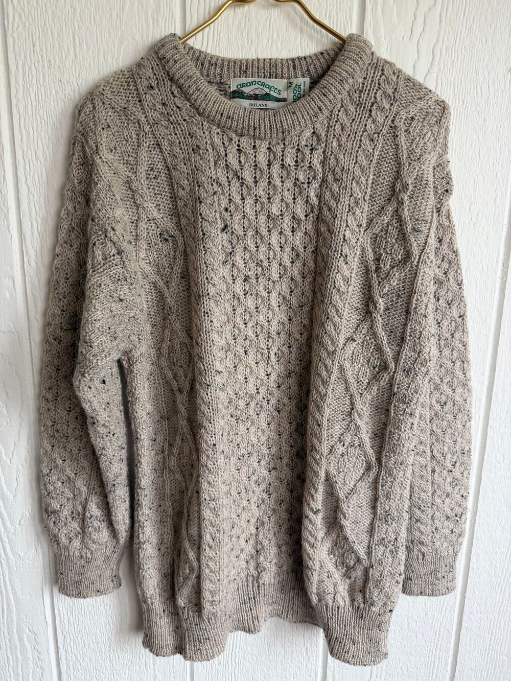 Vintage Aran Crafts Ireland 100% Wool Cable Knit Sweater Donegal Fleck Oatmeal M